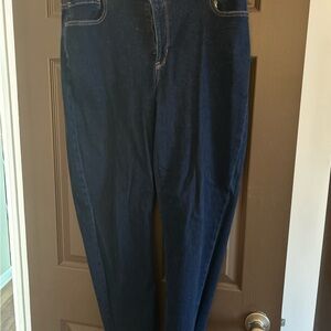 American Eagle Outfitters Women's Straight Leg Jeans in Deep Blue